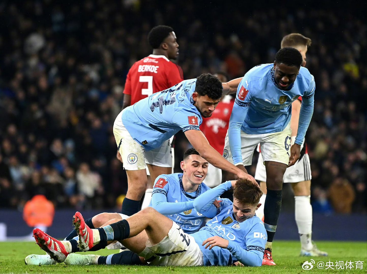 九游网页官网九-加时末段曼城备战西甲；状态回暖细节曝光；球迷炸锅；轮换策略成焦点的简单介绍